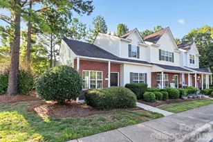 1712 Pergola Pl, Charlotte, NC 28213 - Photo 2