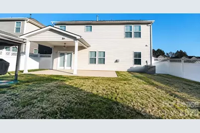 4320 Staffordshire Lane, Charlotte, NC 28213 - Photo 2