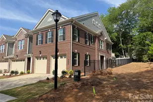 12123 Lavinia Ln, Charlotte, NC 28277 - Photo 2