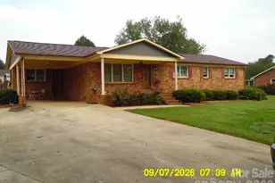 2525 Teague St, Lincolnton, NC 28092 - Photo 1