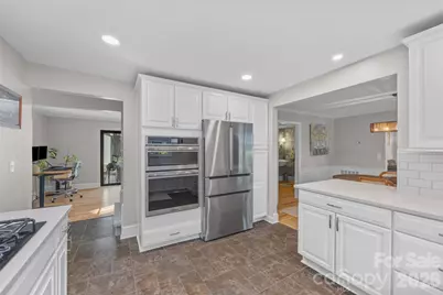 4310 Craig Avenue, Charlotte, NC 28211 - Photo 12