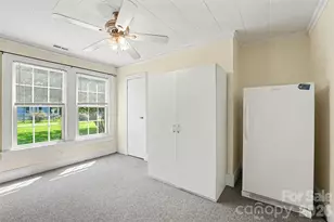 1911 Central Dr, Kannapolis, NC 28083 - Photo 16