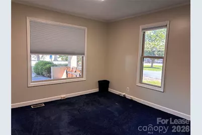 211 Linda Vista Drive, Hendersonville, NC 28792 - Photo 4