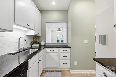 301 Queens Road #207, Charlotte, NC 28204 - Photo 8