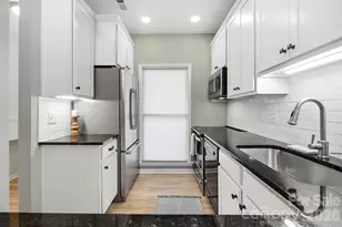 301 Queens Rd, Charlotte, NC 28204 - Photo 6