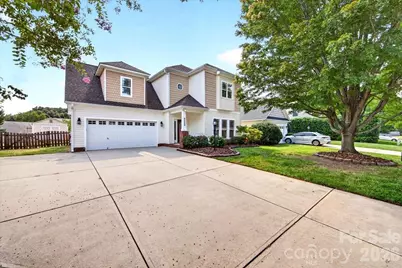9026 Crusaders Court, Matthews, NC 28105 - Photo 2