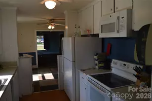 437 Hillcrest Rd, Statesville, NC 28677 - Photo 22