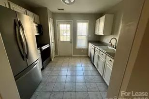 16854 Bridgeton Dr, Huntersville, NC 28078 - Photo 4