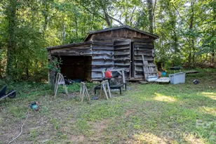 3221 1st Ave Dr SE, Conover, NC 28613 - Photo 32