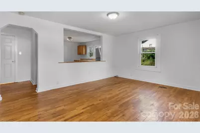 3221 1st Avenue Drive SE, Conover, NC 28613 - Photo 4