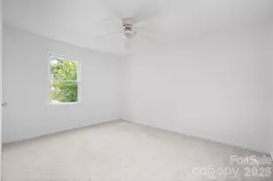 3221 1st Ave Dr SE, Conover, NC 28613 - Photo 14