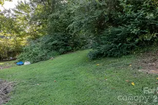 3221 1st Ave Dr SE, Conover, NC 28613 - Photo 28