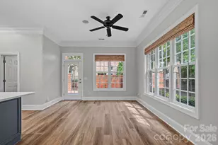 6415 Wakehurst Rd, Charlotte, NC 28226 - Photo 12