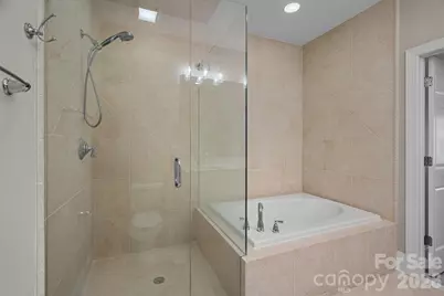 6415 Wakehurst Road, Charlotte, NC 28226 - Photo 36