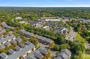 6415 Wakehurst Rd, Charlotte, NC 28226 - Photo 48