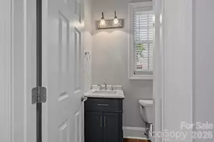 6415 Wakehurst Rd, Charlotte, NC 28226 - Photo 30