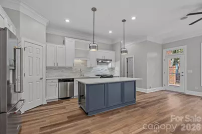 6415 Wakehurst Road, Charlotte, NC 28226 - Photo 16