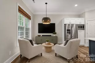 6415 Wakehurst Rd, Charlotte, NC 28226 - Photo 8
