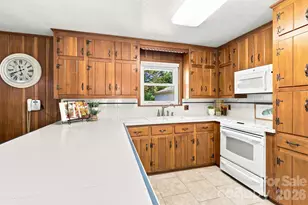 469 Sunset Dr, Winston Salem, NC 27107 - Photo 10