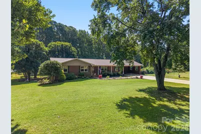 4022 Lynn Circle, Shelby, NC 28152 - Photo 4