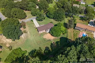 4022 Lynn Cir, Shelby, NC 28152 - Photo 38
