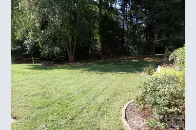 3617 Sipes Lane, Charlotte, NC 28269 - Photo 10