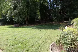 3617 Sipes Ln, Charlotte, NC 28269 - Photo 10