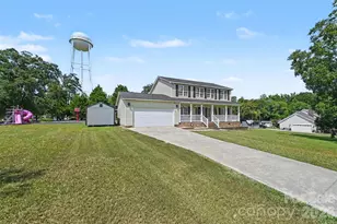 204 Rowland Ave, Heath Springs, SC 29058 - Photo 4