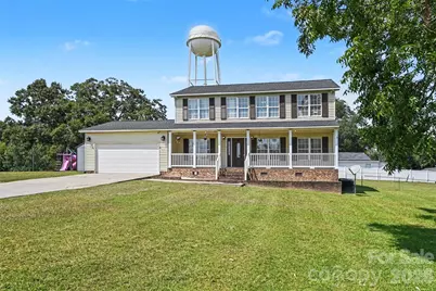 204 Rowland Avenue, Heath Springs, SC 29058 - Photo 2