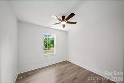 6800 Ludwig Drive, Charlotte, NC 28215 - Photo 16