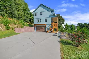 19 Magnolia Farms Dr, Asheville, NC 28806 - Photo 2