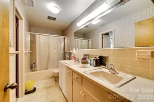 144 Cherry St, Sylva, NC 28779 - Photo 12