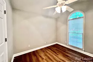4409 Stonefield Dr, Charlotte, NC 28269 - Photo 20