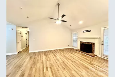 4409 Stonefield Drive, Charlotte, NC 28269 - Photo 12