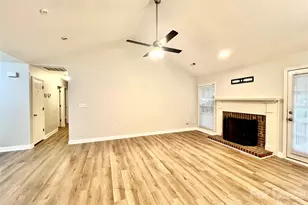 4409 Stonefield Dr, Charlotte, NC 28269 - Photo 12