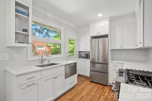 4703 Woodlark Ln, Charlotte, NC 28211 - Photo 8