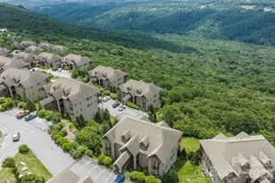 132 Rocky Top None, Sugar Mountain, NC 28604 - Photo 2