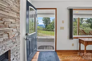 44 Autumn Vw Dr, Hendersonville, NC 28792 - Photo 6