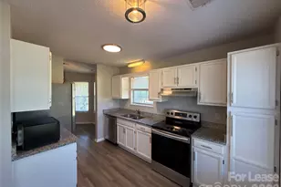 5803 Amity Springs Dr, Charlotte, NC 28212 - Photo 6