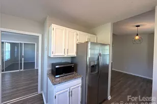5803 Amity Springs Dr, Charlotte, NC 28212 - Photo 8
