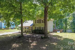 309 Treeline Dr, Belmont, NC 28012 - Photo 2