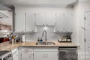 309 Treeline Dr, Belmont, NC 28012 - Photo 8