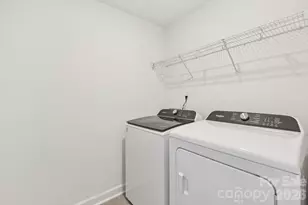 8236 Hidden Spgs Trl, Charlotte, NC 28216 - Photo 14
