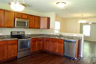 10738 Derryrush Dr, Charlotte, NC 28213 - Photo 12