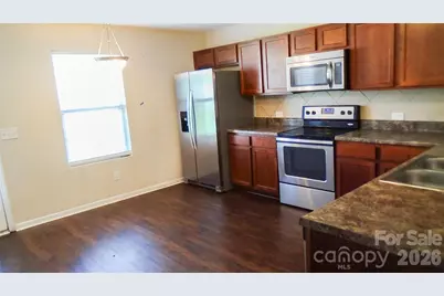 10738 Derryrush Drive, Charlotte, NC 28213 - Photo 6
