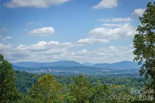 4 Chimney Crest Dr, Asheville, NC 28806 - Photo 2