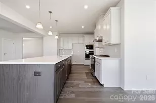 11124 Vanguard Pkwy, Huntersville, NC 28078 - Photo 16