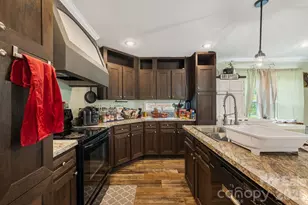 36 Woodrat Dr, Burnsville, NC 28714 - Photo 12
