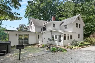 689 S Trade St, Tryon, NC 28782 - Photo 4