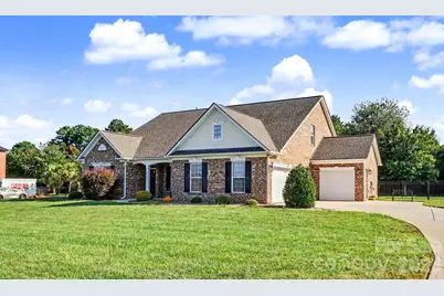2117 Belle Regal Circle, Rock Hill, SC 29732 - Photo 2